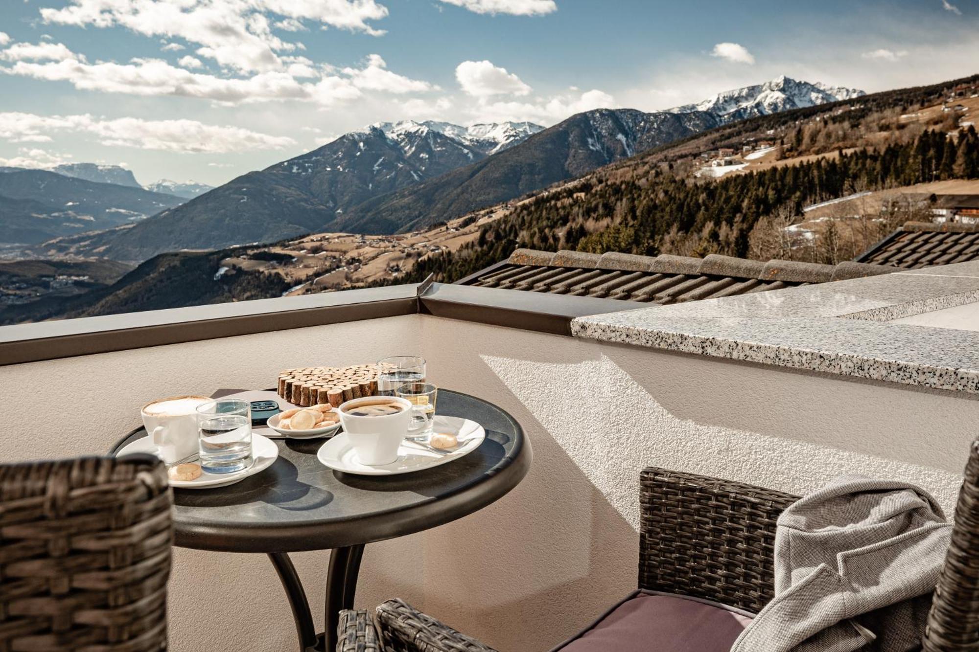 Panoramahotel Huberhof Maranza Eksteriør bilde